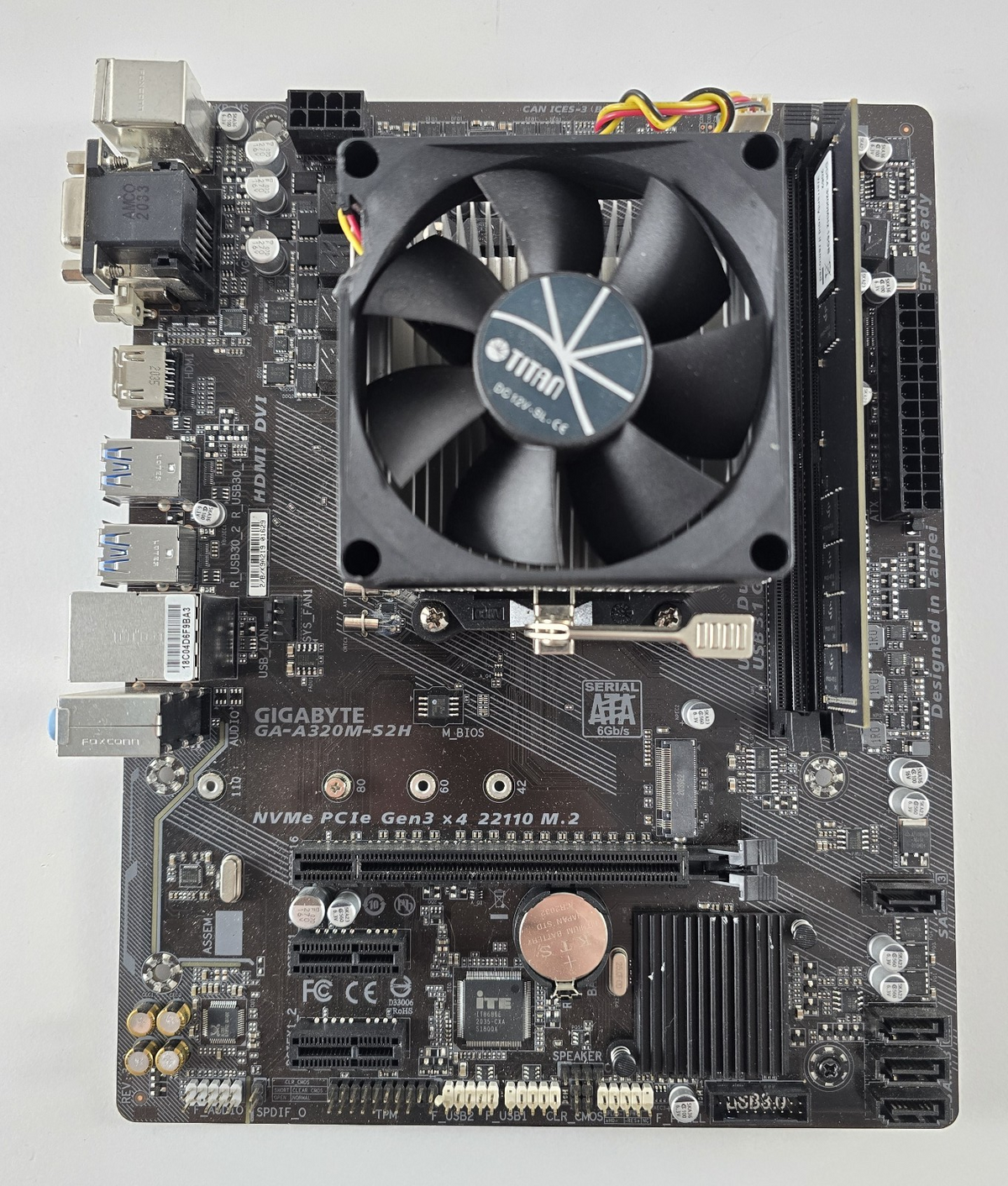 Aufrüstset Gigabyte GA-A320M-S2H + AMD Ryzen 5 3350G + 16GB DDR4 Bundle #Z210