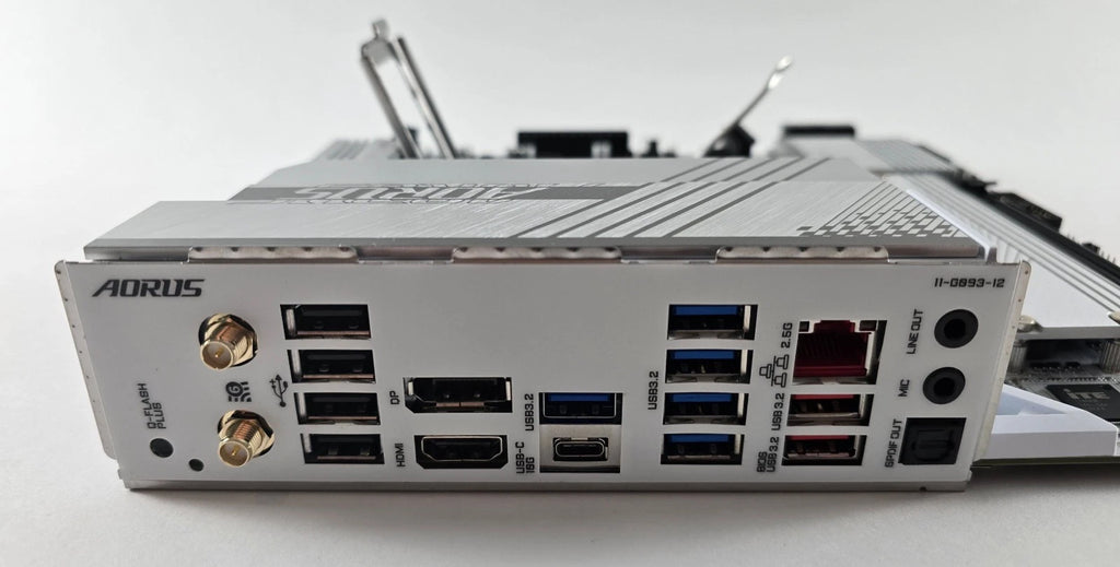 Gigabyte Aorus B650M Elite AX ICE AM5 DDR5 Mainboard M-ATX Weiß Nvme – SKU MB80