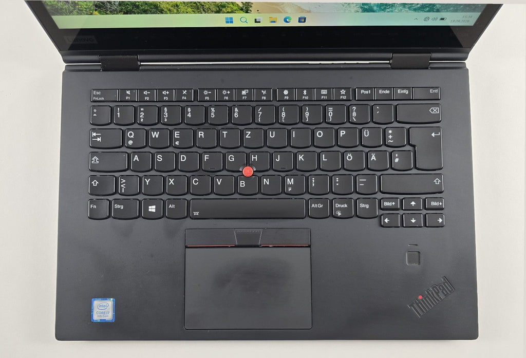 Lenovo ThinkPad X1 Yoga 3rd Gen i7-8550U 8GB 128GB WQHD Touch #L132