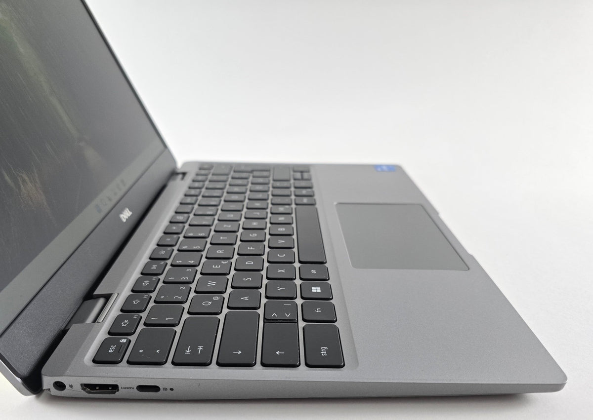 Dell Latitude 3330 13,3" FHD IPS i5-1155G7 8GB 256GB W11 Laptop Notebook #Y54