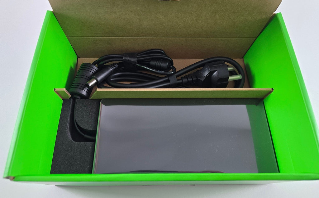 Razer Thunderbolt 5 Dock Chroma - Dockingstation, Schwarz #E3
