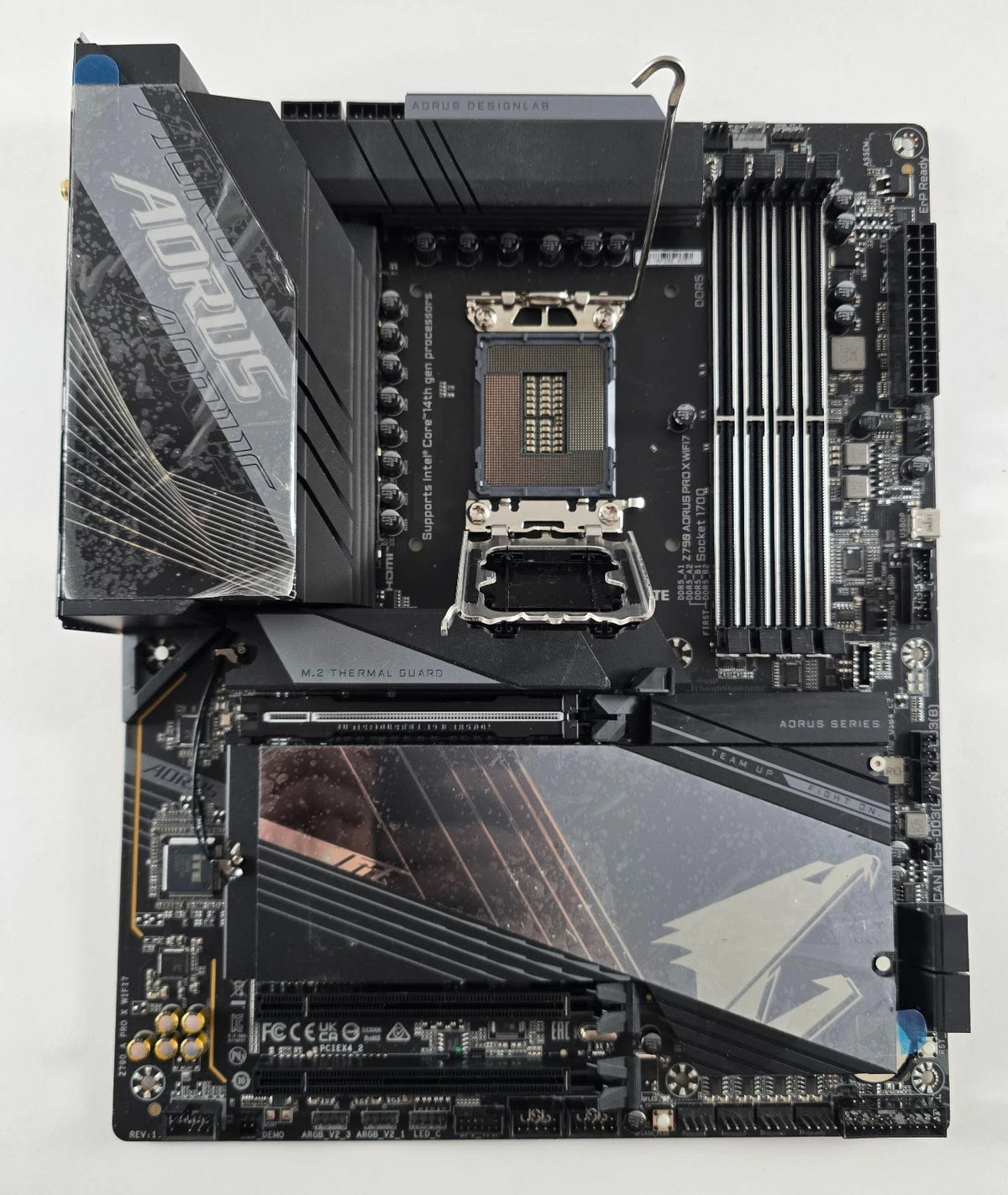 GIGABYTE Z790 AORUS PRO X WIFI 7 Mainboard Sockel LGA1700 DDR5 #E30