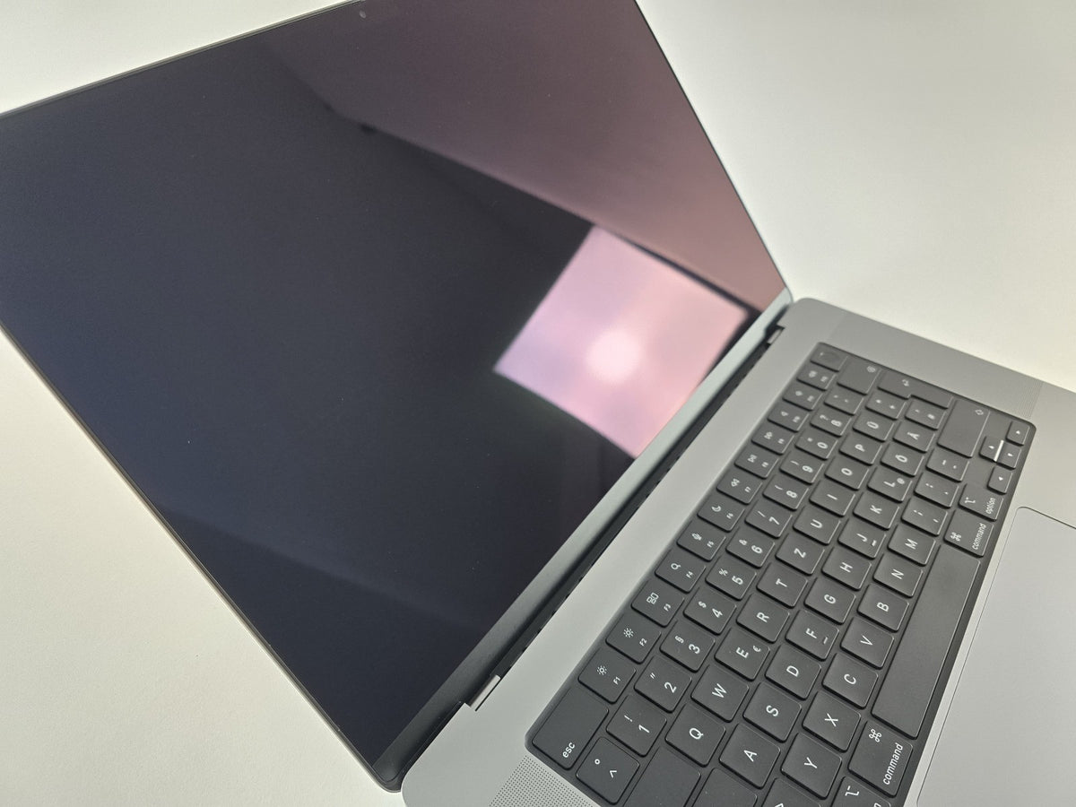 Apple MacBook Pro 16" 2021 M1 Pro 32GB 512GB Space Grau #MB64