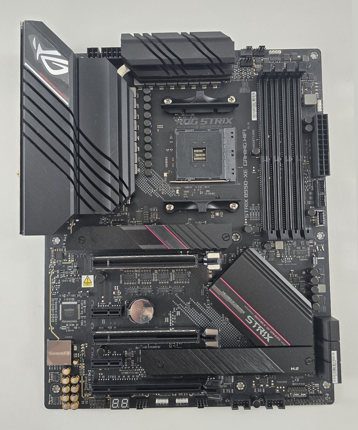 ASUS ROG Strix B550-XE Gaming WiFi AM4 DDR4 #N18
