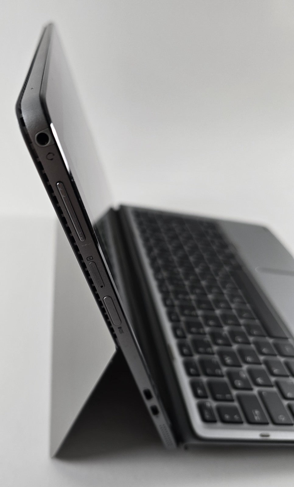 Dell Latitude 7210 2-in-1 i7-10610U 16GB 512GB 12,3" 1920x1280 Win 11 Pro #L45