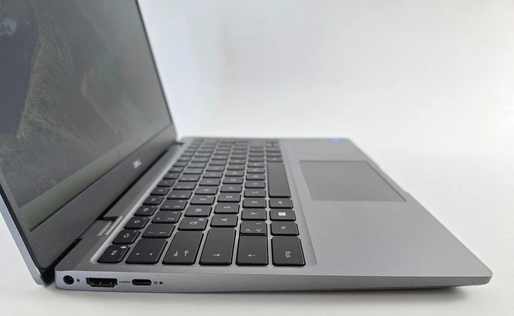 Dell Latitude 3330 13,3" FHD IPS i5-1155G7 8GB 256GB W11 Laptop Notebook #L2