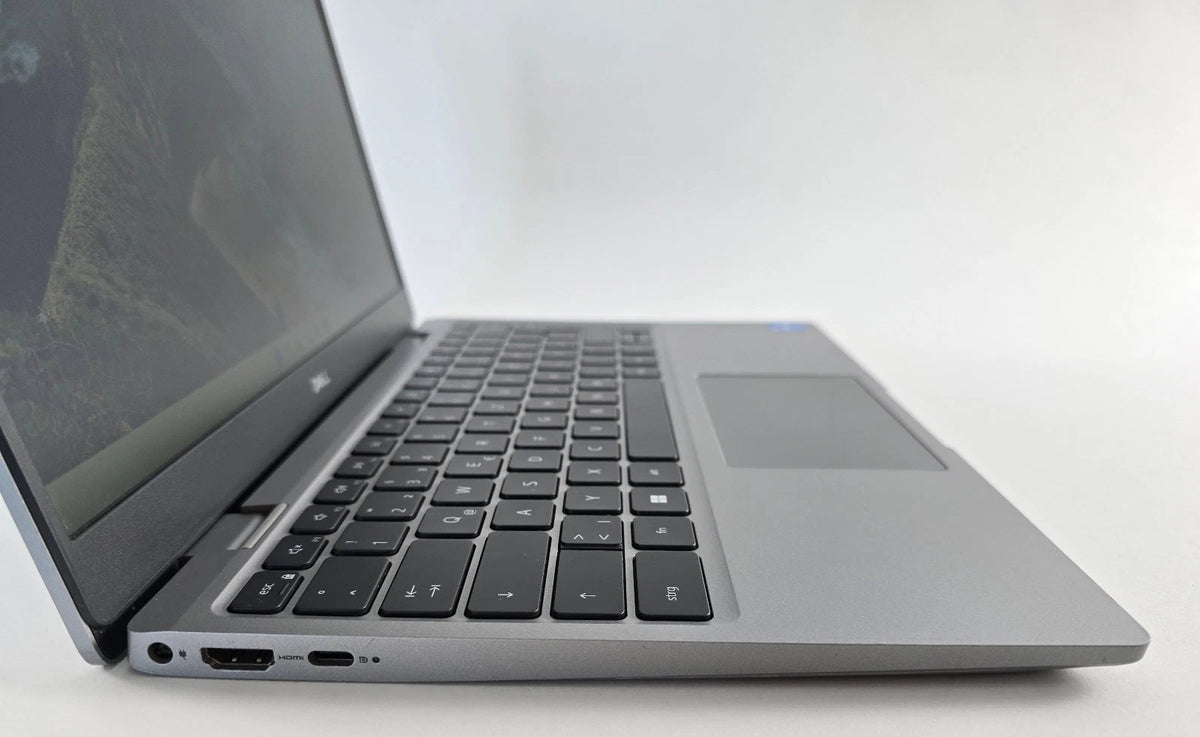 Dell Latitude 3330 13,3" FHD IPS i5-1155G7 8GB 256GB W11 Laptop Notebook #L2