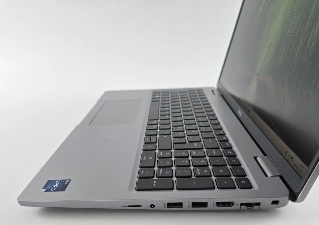 Dell Latitude 5530 | i7-1265U vPro | 16GB RAM | 256GB SSD | MX550 (2GB) FHD #346