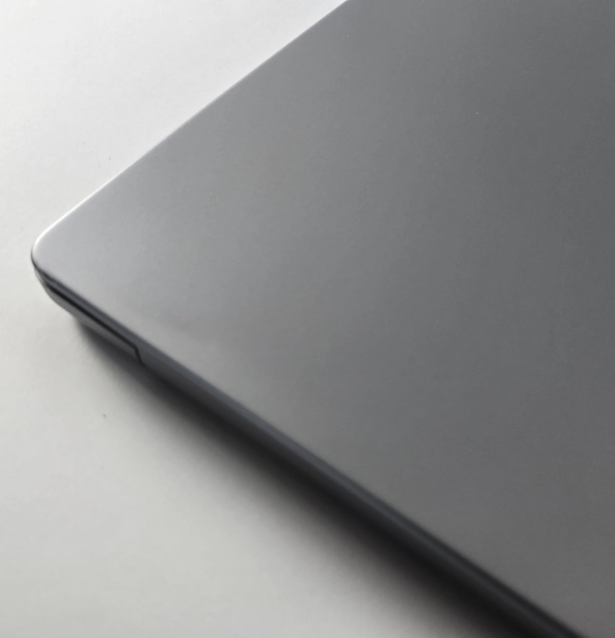 Apple MacBook Pro 16" 2021 M1 Pro 10-Core 16GB 512GB SSD macOS QWERTZ #MB72