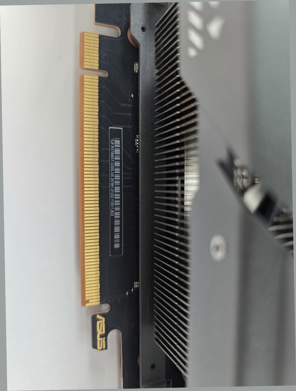 ASUS TUF Gaming Radeon RX 7900 XT OC 20GB GDDR6 Grafikkarte + OVP #G22