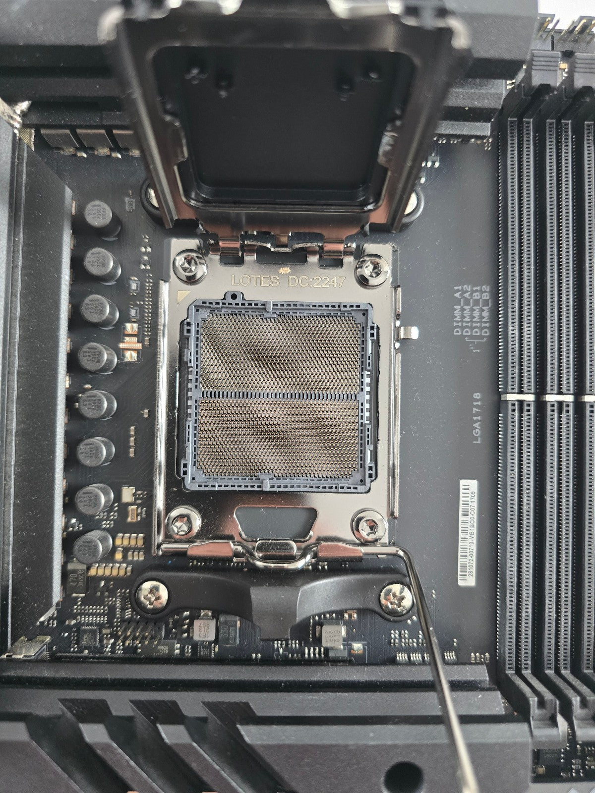 ASUS ROG CROSSHAIR X670E HERO AMD AM5 ATX Gaming Mainboard #MB86