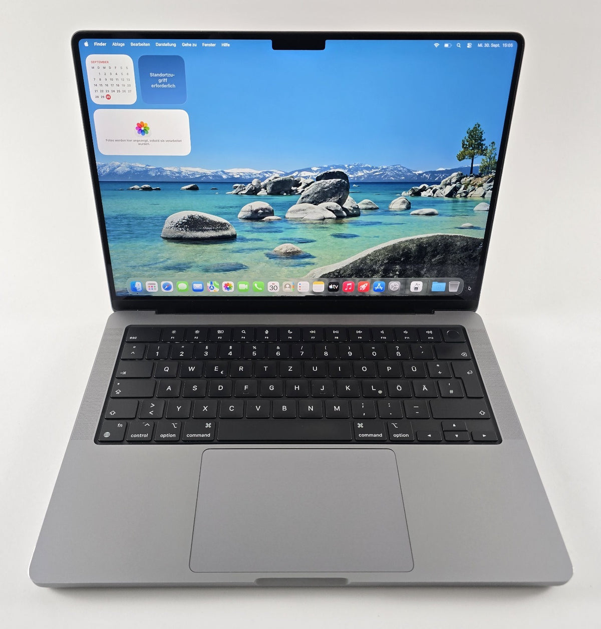Apple MacBook Pro 14" 2021 M1 Pro 16GB 512GB Space Grau #MB61