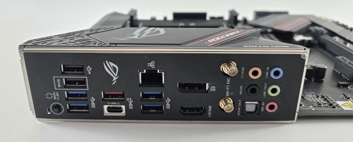 ASUS ROG Strix B550-F Gaming WIFI II Mainboard AM4 ATX DDR4 OVP DEFEKT #B98