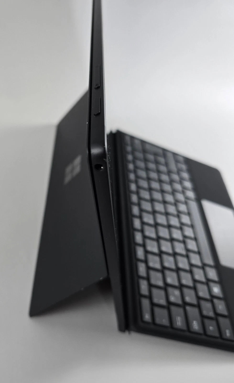 Microsoft Surface Pro 6 Core i7-8650U 12,3" 512GB SSD 16GB RAM – SKU SB90