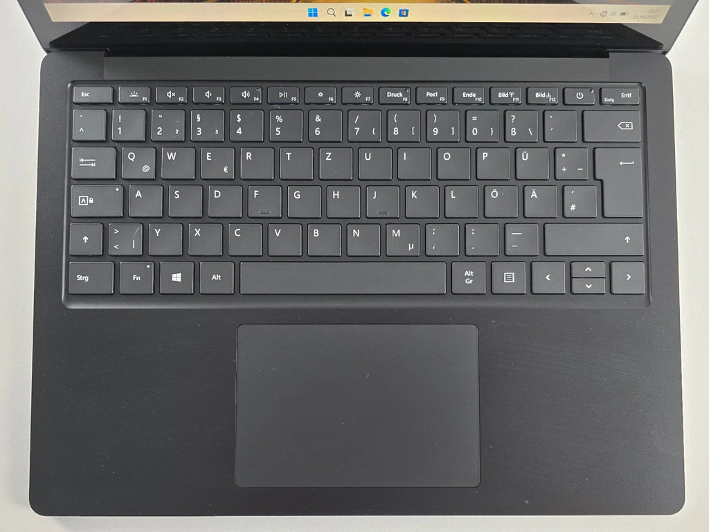 Microsoft Surface Laptop 4 i5-1145G7 16GB RAM 512GB SSD 13,5" Gut #NB9