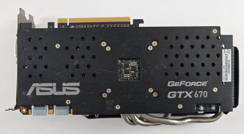 ASUS GeForce GTX 670 DirectCU II 2GB GDDR5 PCIe DVI HDMI DP Grafikkarte #G6
