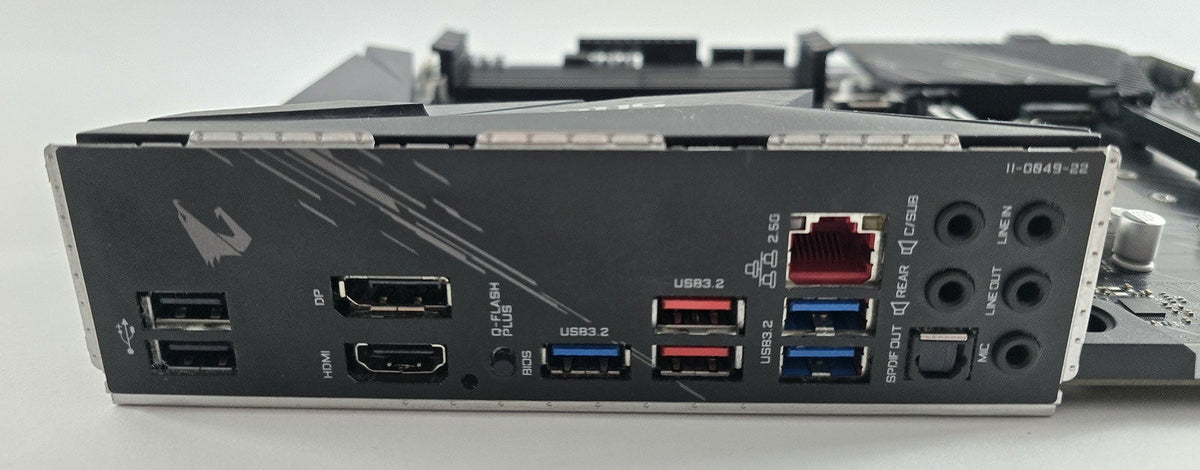 Gigabyte B550 AORUS Elite V2 Mainboard AM4 ATX DDR4 PCIe 4.0 DEFEKT #B99