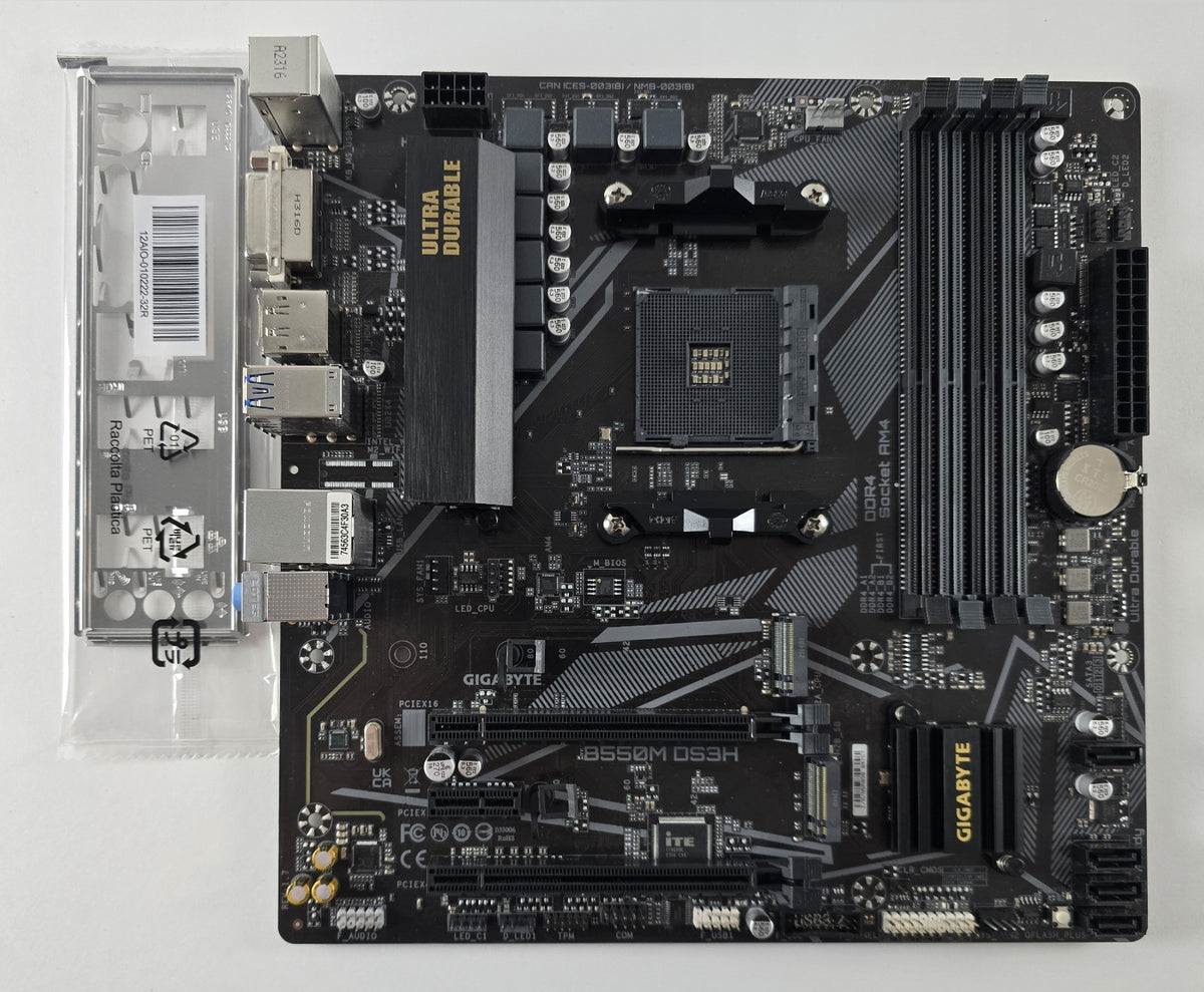 Gigabyte B550M DS3H Mainboard AM4 B550 DDR4 Micro-ATX DEFEKT #N38