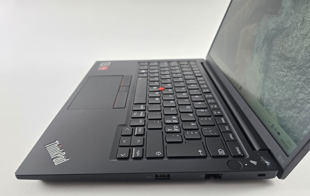 Lenovo ThinkPad E14 Gen 5 14" Ryzen 5 7430U 8GB 256GB SSD Win 11 Pro #L104