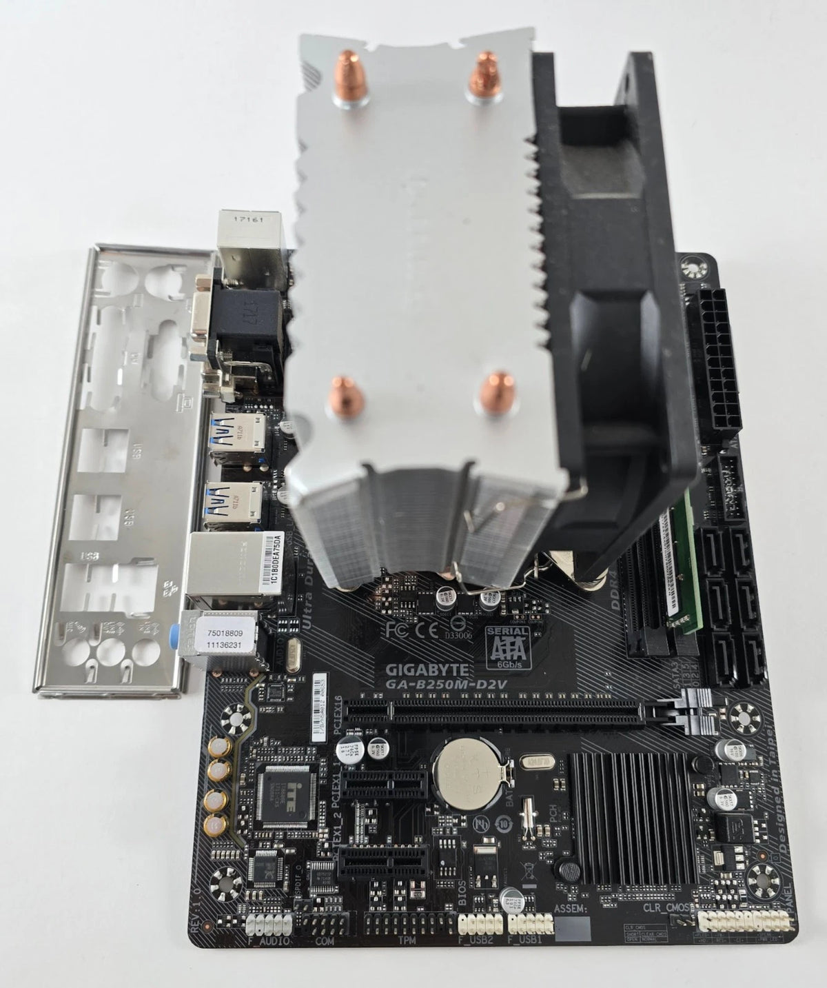 Intel Core i3 7300 4,00GHz + Gigabyte GA-B250M-D2V + 8GB DDR4 + CPU Kühler #23