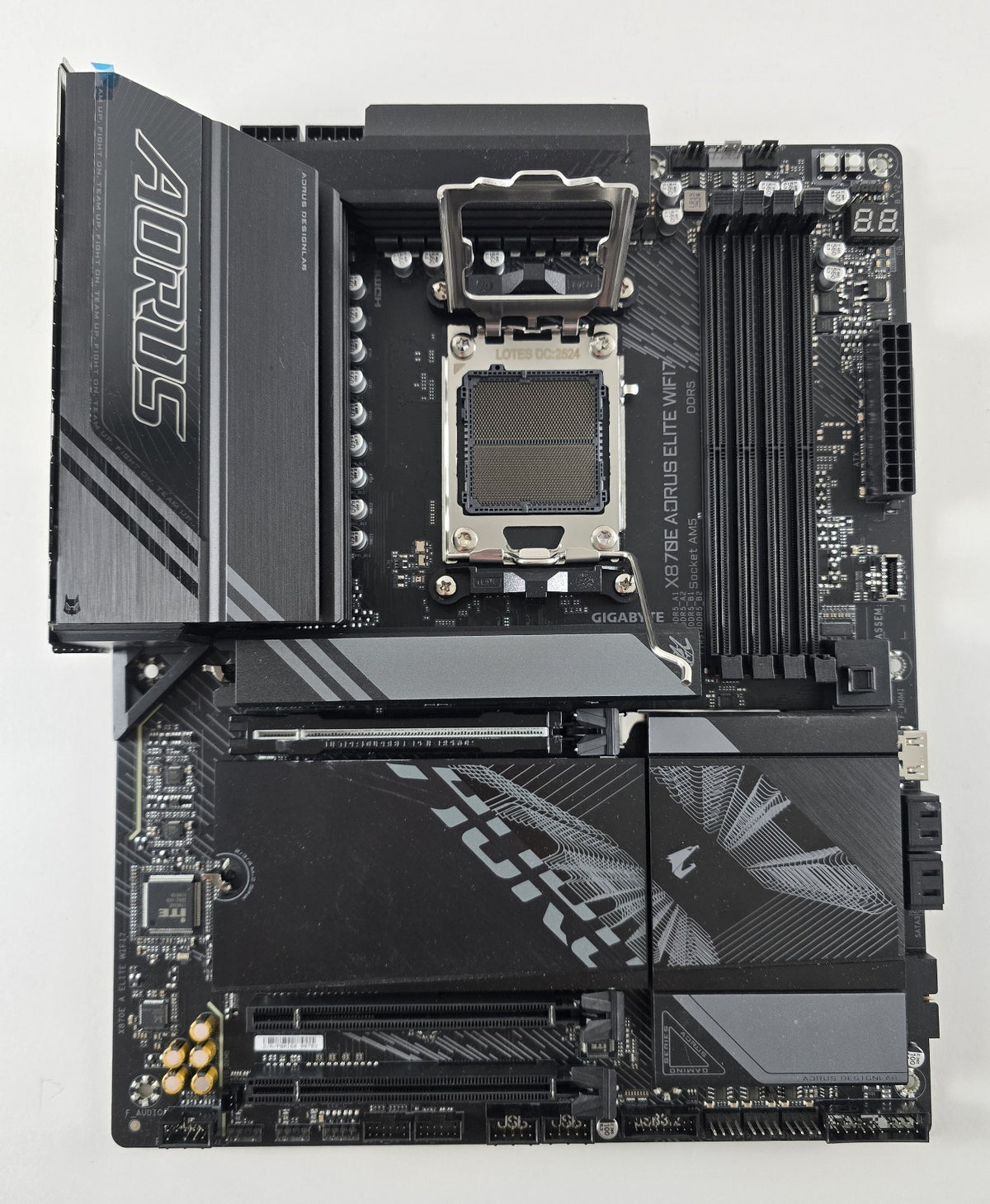 Gigabyte X870E AORUS ELITE WIFI7 AM5 ATX DDR5 Wi-Fi 7 #N13