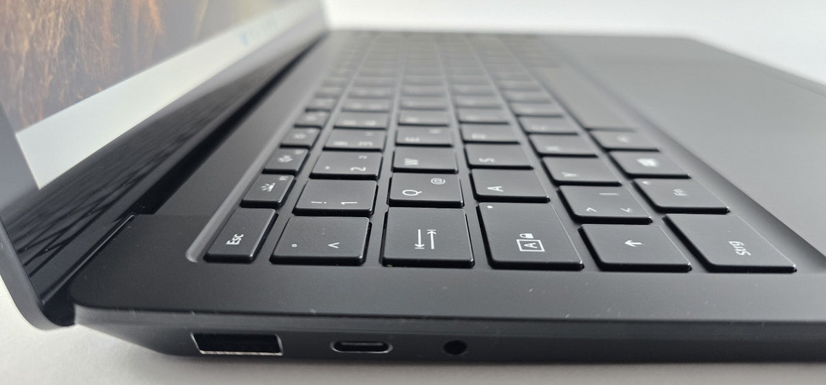 Microsoft Surface Laptop 4 13,5" i5-1145G7 16GB 512GB Win 11 Pro #L122