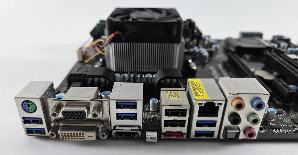 Aufrüstset ASRock FM2A75 Pro4 + AMD A8-5600K + 8GB DDR3 Mainboard Bundle #Z197