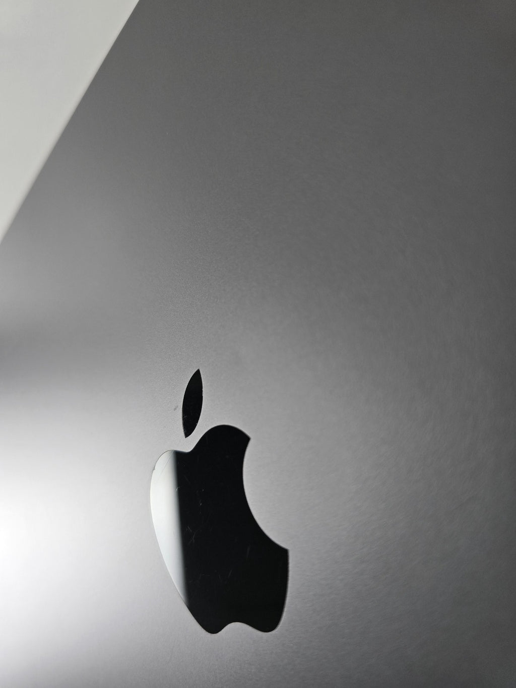 Apple MacBook Pro 14" 2021 M1 Pro 16GB 512GB Space Grau #MB63