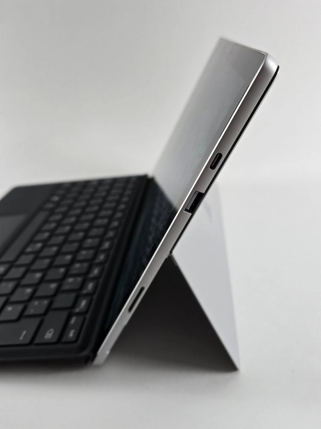 Microsoft Surface Pro 7+ Core i5-1135G7 12,3" 128GB SSD 8GB RAM B-Wahl GARANTIE!