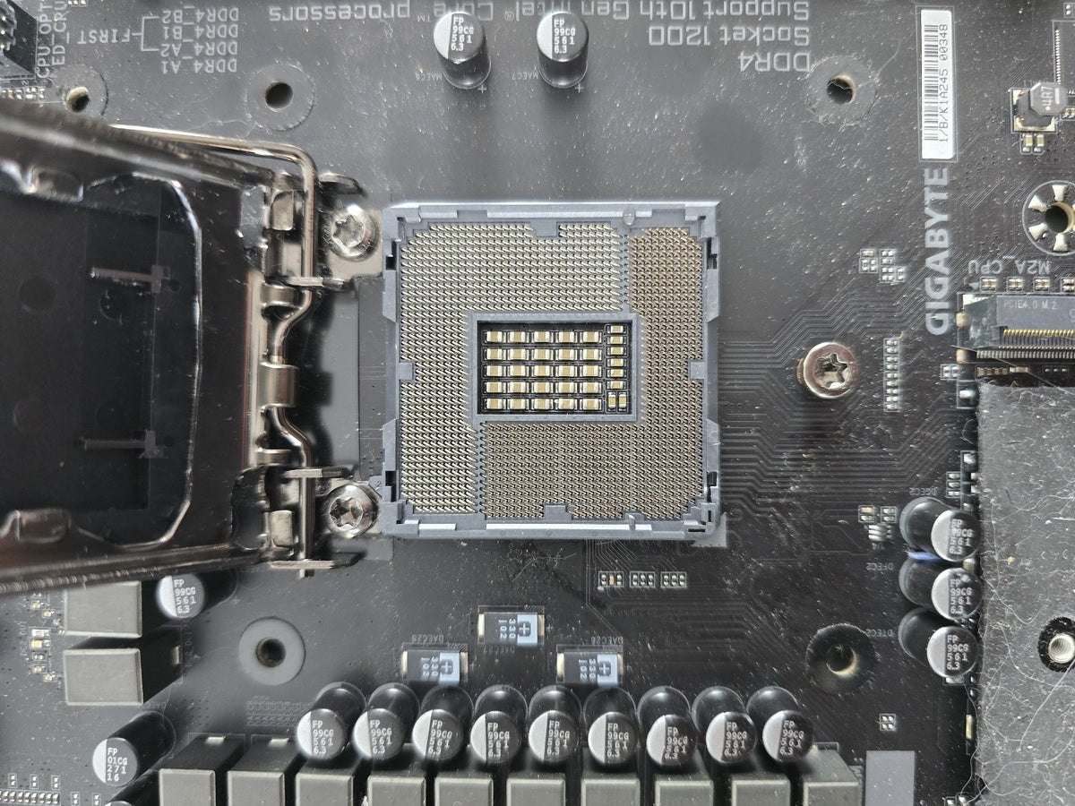 Gigabyte Z490 AORUS XTREME WATERFORCE Mainboard LGA1200 E-ATX DDR4 #B118