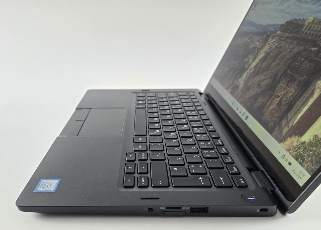 Dell Latitude 5300 2-in-1 i5-8365U 16GB 256GB Touch Win 11 Pro #L129