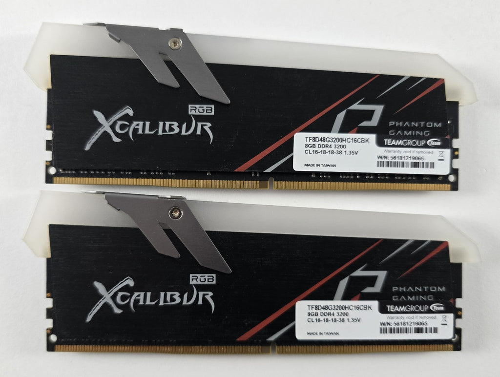 T-Force Xcalibur Phantom Gaming RGB 16 GB (2x 8 GB) DDR4 3200 MHz CL16 #R34