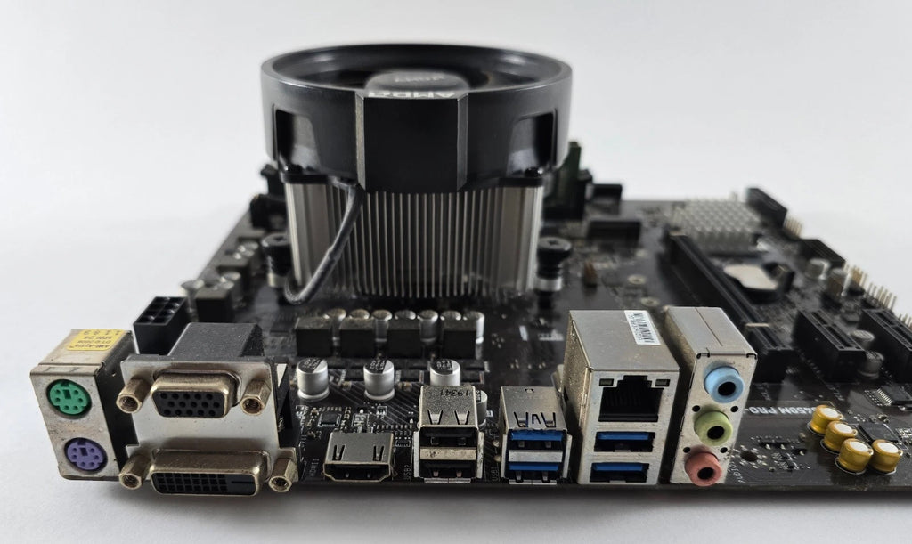 AMD Ryzen 5 3600X + MSI B450M PRO-M2 MAX + 16GB DDR4 + CPU Kühler #Z125