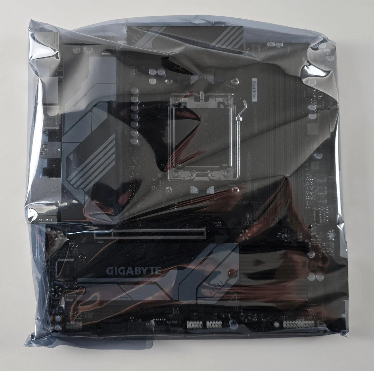 Gigabyte B650M DS3H AMD B650 Mainboard MicroATX Sockel AM5 Neu Lesen #E8
