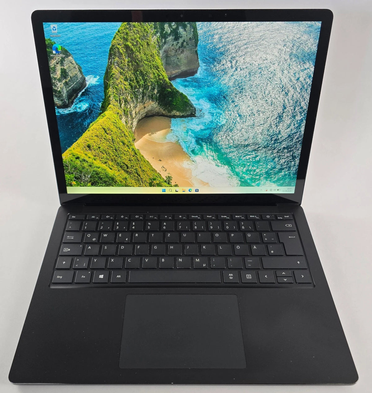 Microsoft Surface Laptop 4 i5-1145G7 16GB RAM 512GB SSD 13,5" Riss, Lesen – SKU NB7