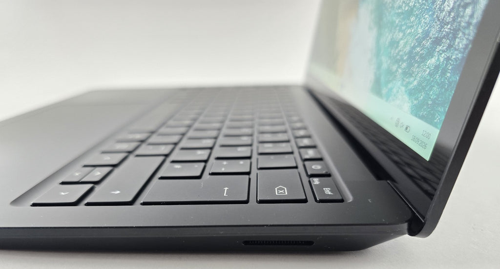 Microsoft Surface Laptop 4 13,5" i5-1145G7 16GB 512GB Win 11 Pro #L121