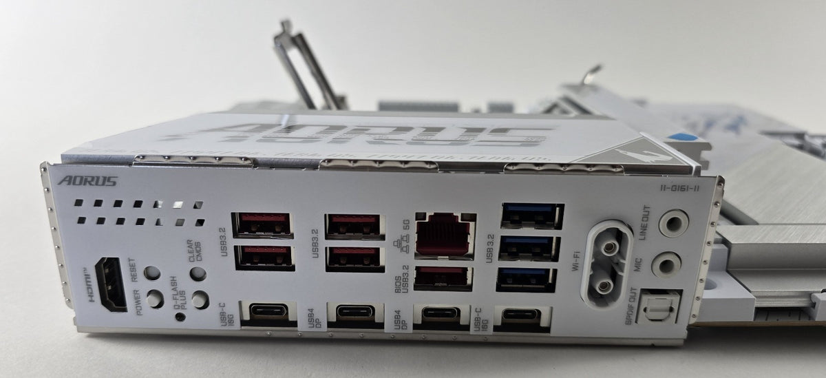 Gigabyte X870E AORUS PRO X3D ICE AM5 ATX DDR5 DEFEKT #N7