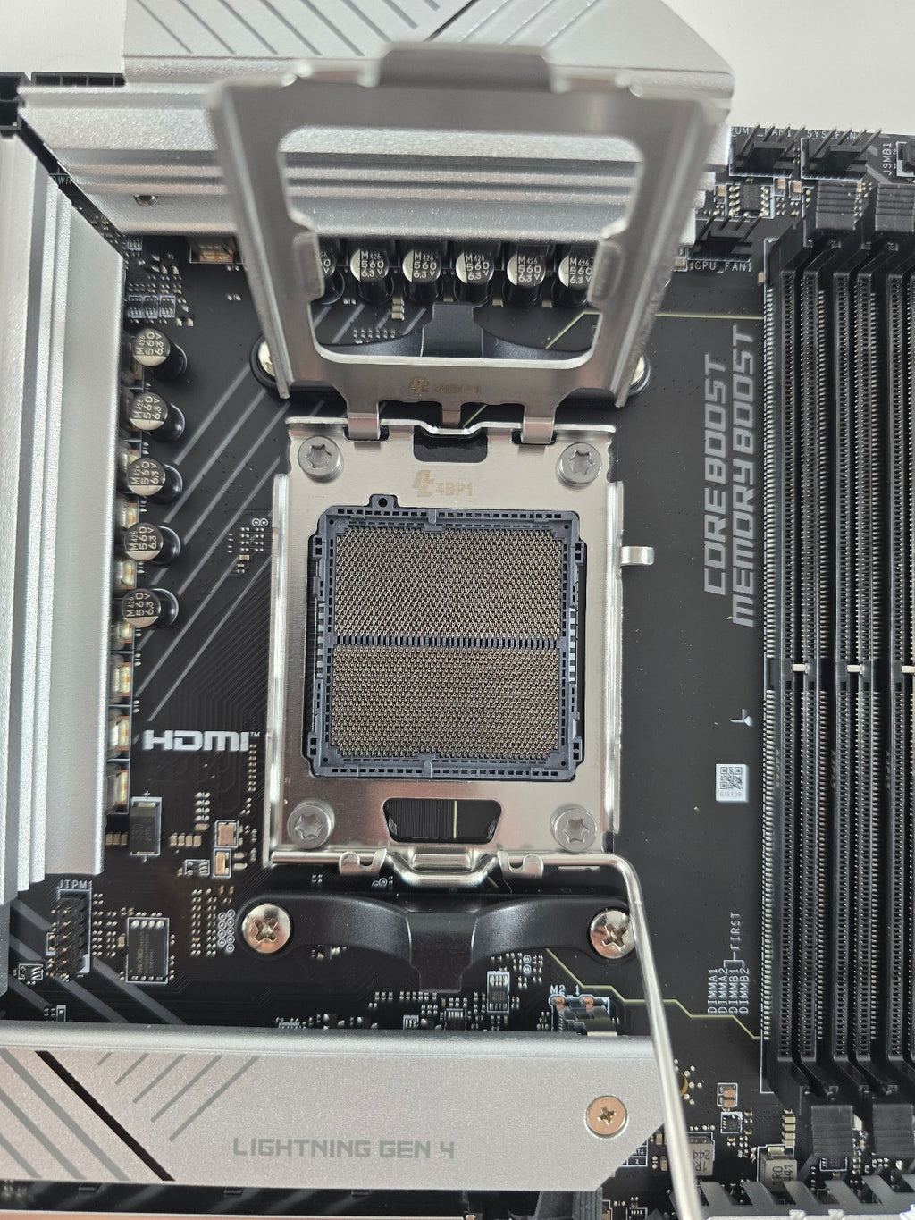 MSI PRO B650-A WIFI AM5 ATX DDR5 Mainboard AMD Ryzen Wie neu #MB64