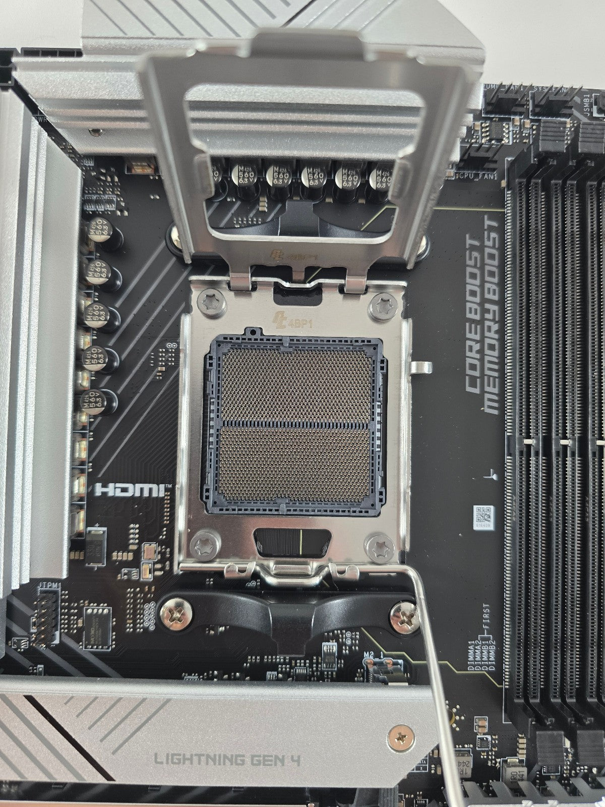 MSI PRO B650-A WIFI AM5 ATX DDR5 Mainboard AMD Ryzen Wie neu #MB64