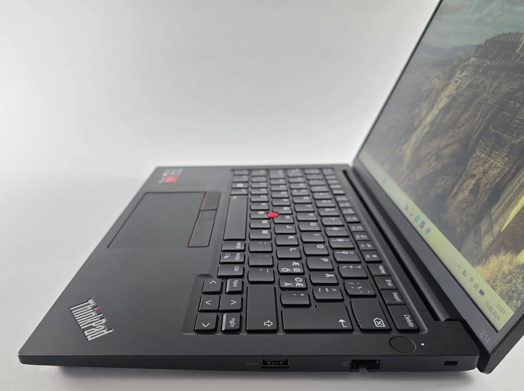 Lenovo ThinkPad E14 Gen5 AMD Ryzen 5 7430U 8GB RAM 256GB QWERTY (DK) – SKU L7