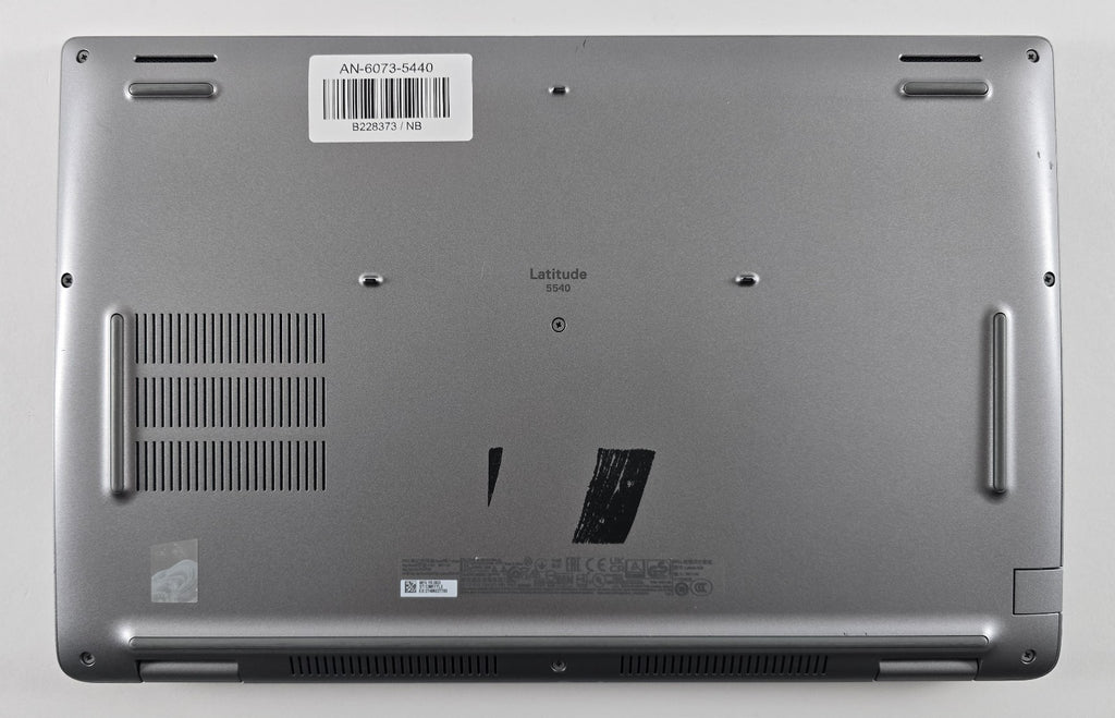 Dell Latitude 5540 15,6" FHD IPS i7-1370P ohne RAM ohne SSD #L117