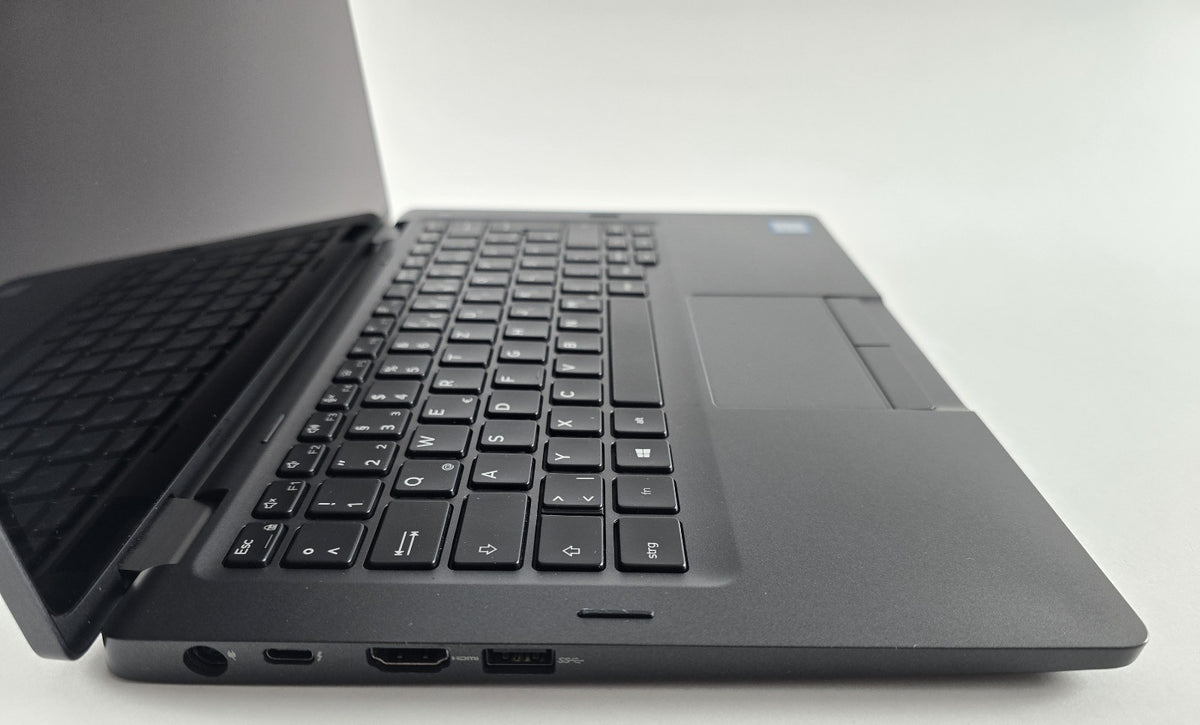 Dell Latitude 5300 2-in-1 i5-8365U ohne RAM ohne SSD ohne Akku #L131