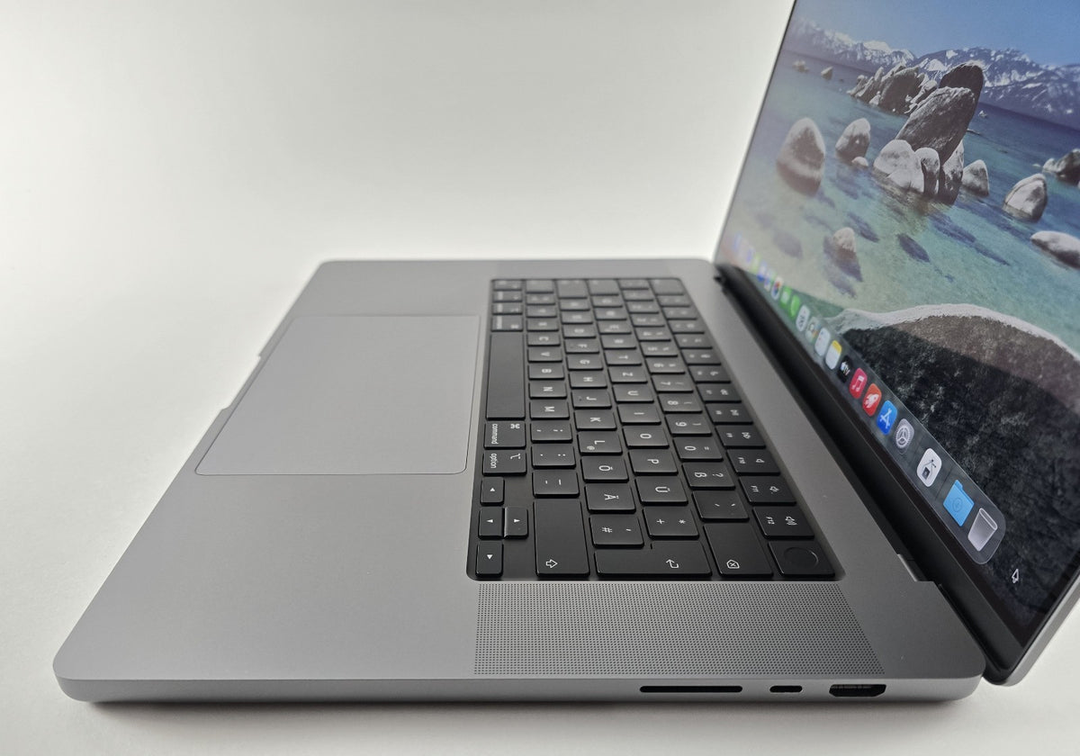 Apple MacBook Pro 16" 2021 M1 Pro 16GB RAM 512GB SSD #MB48