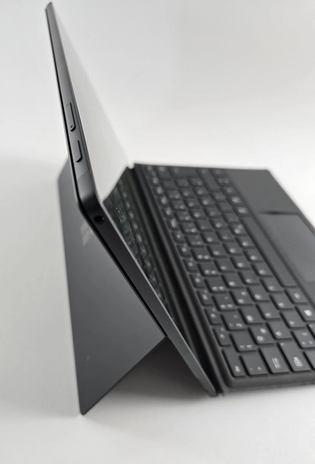 Microsoft Surface Pro 6 Core i7-8650U 12,3" 512GB SSD 16GB RAM – SKU SB84