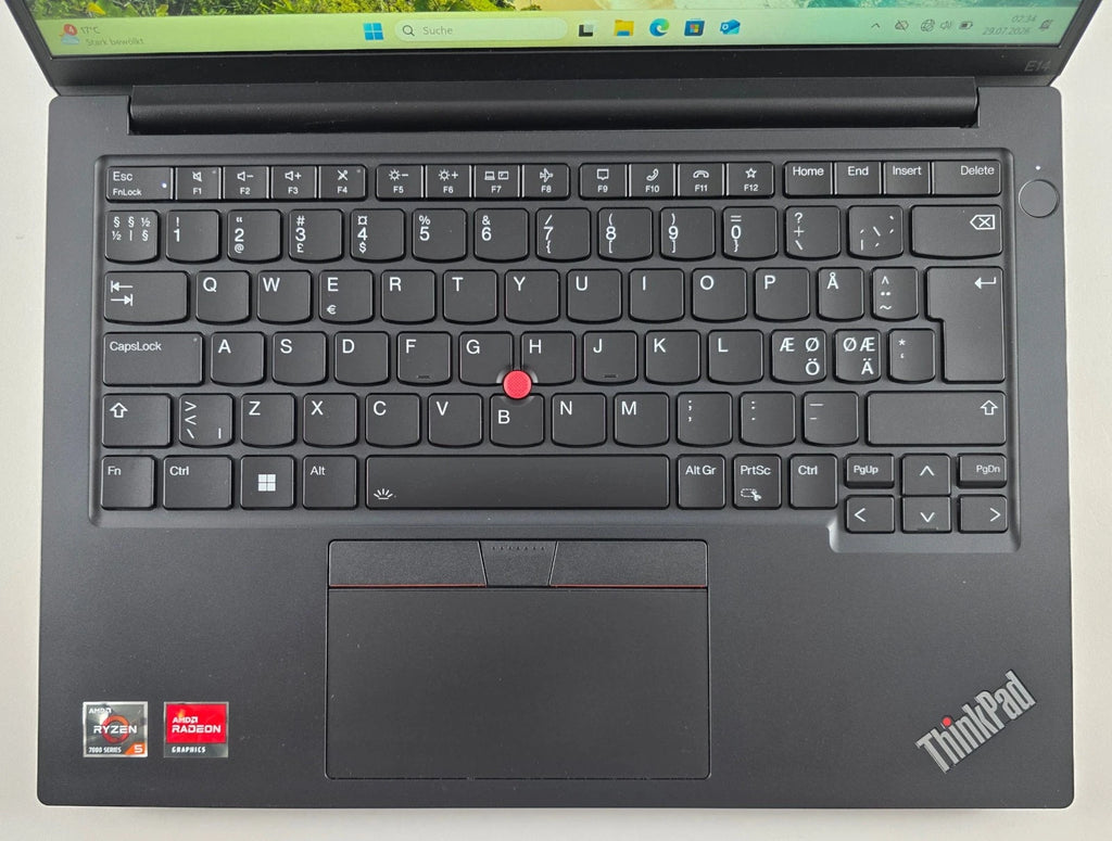 Lenovo ThinkPad E14 Gen5 AMD Ryzen 5 7430U 8GB RAM 256GB QWERTY (DK) – SKU Y31