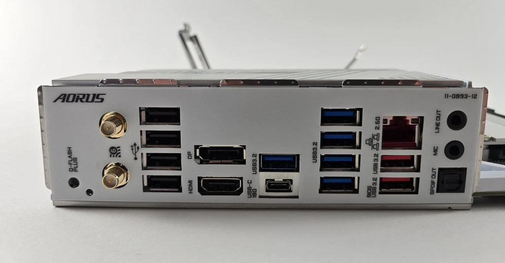 Gigabyte Aorus B650M Elite AX ICE AM5 DDR5 Mainboard M-ATX Weiß Nvme – SKU MB12