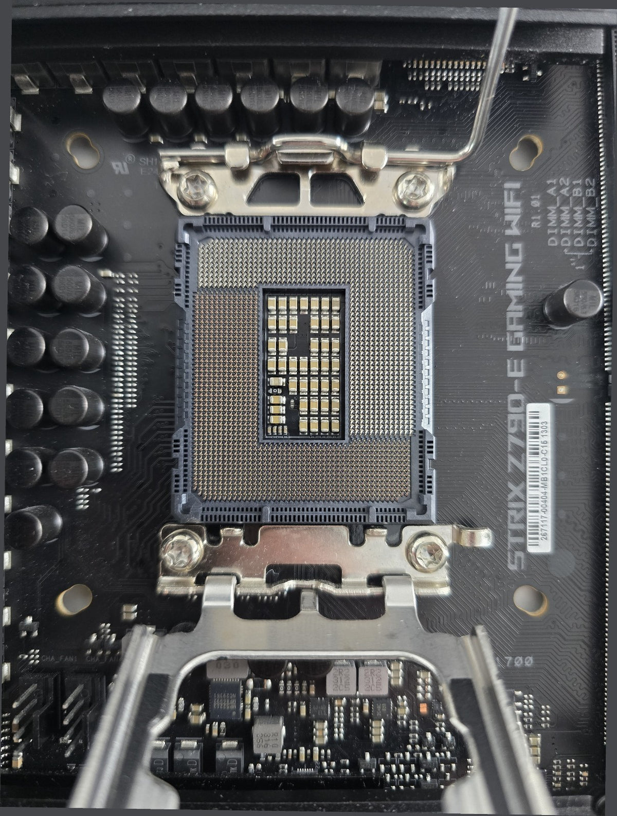 ASUS ROG Strix Z790-E Gaming WiFi Mainboard LGA 1700 Z790 DDR5 ATX #N37