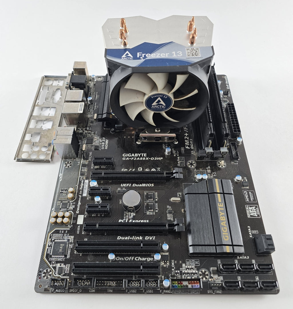 Aufrüstset Gigabyte GA-F2A88X-D3HP + AMD A8-6600K + 8GB DDR3 #Z292