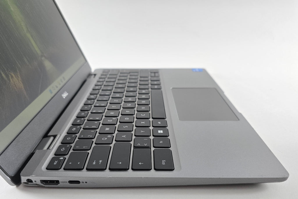 Dell Latitude 3330 13,3" FHD IPS i5-1155G7 8GB 256GB W11 Laptop Notebook #NB31