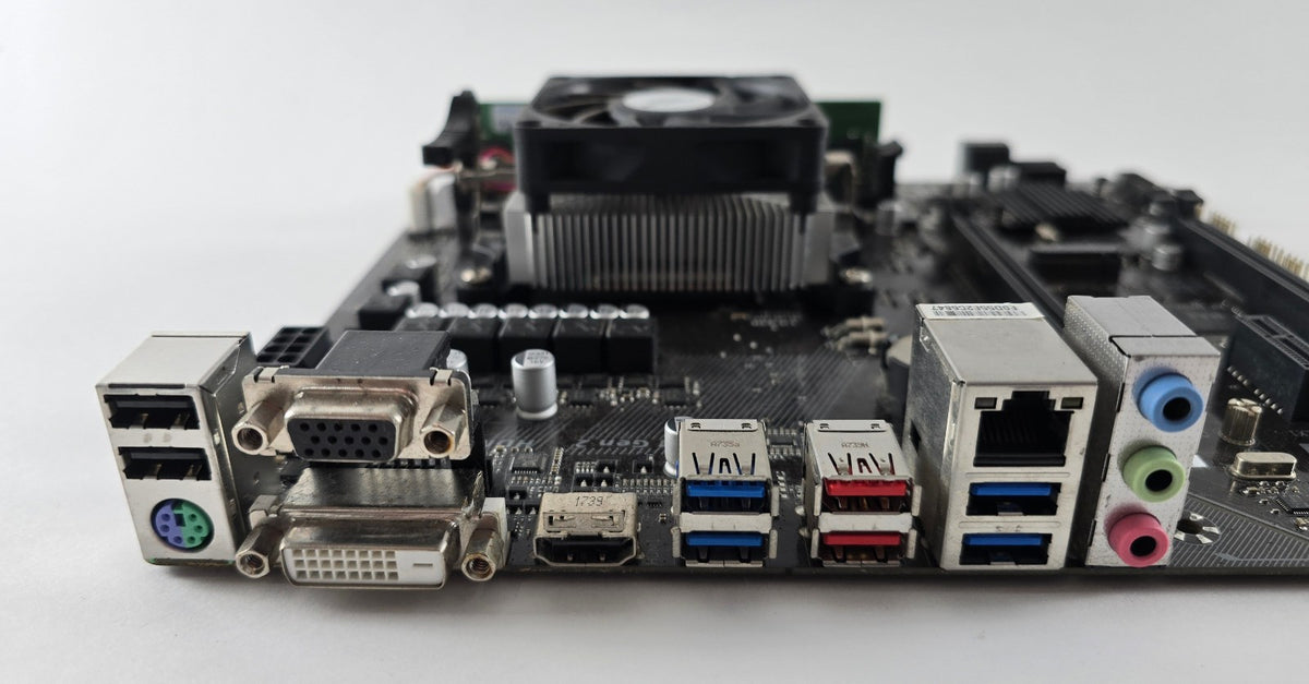 AMD A6 9500 + Gigabyte GA-AB350M-HD3 + 8GB DDR4 #Z103